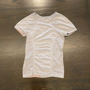 Athleta Girl Dot Tracker Short Sleeve